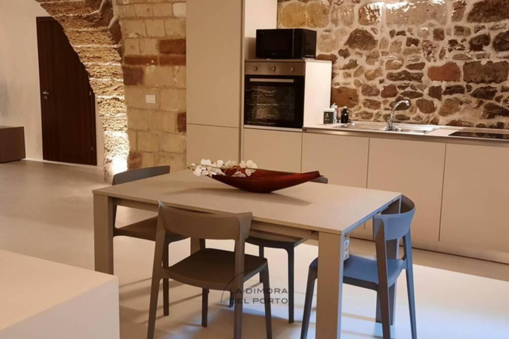 فيلا La Dimora Del Porto برينديسي المظهر الخارجي الصورة