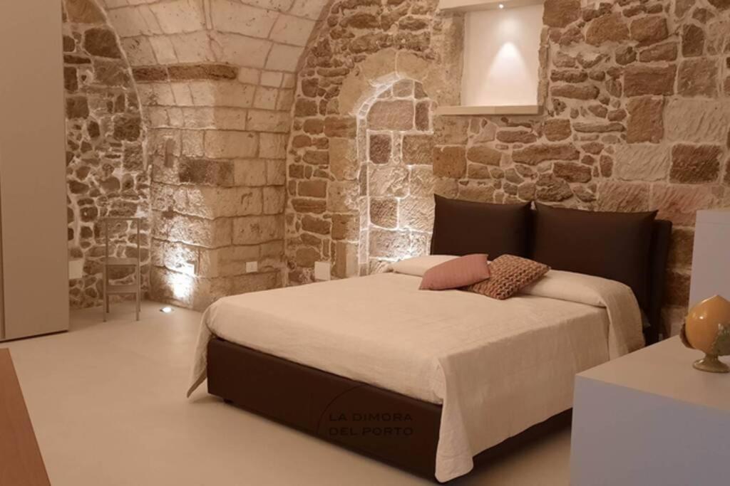 فيلا La Dimora Del Porto برينديسي المظهر الخارجي الصورة